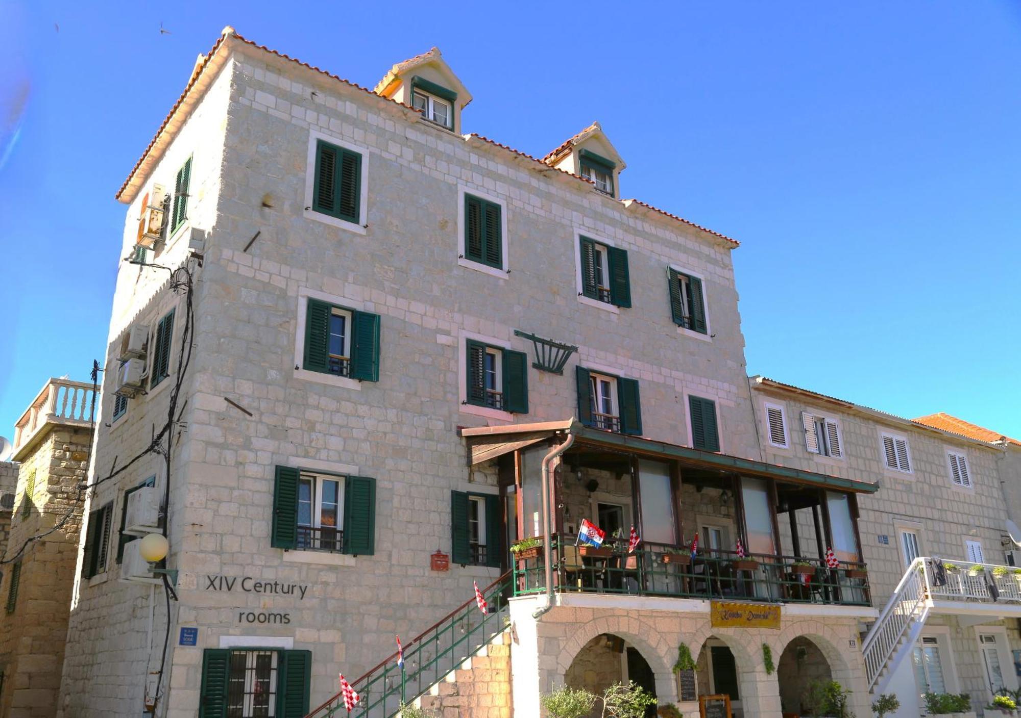 XIV Century Rooms Kaštela Екстериор снимка